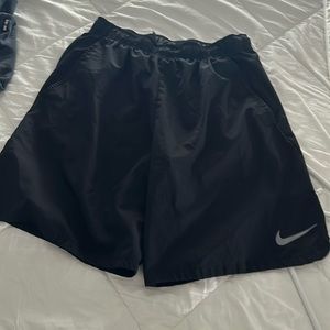 black nike pro shorts
